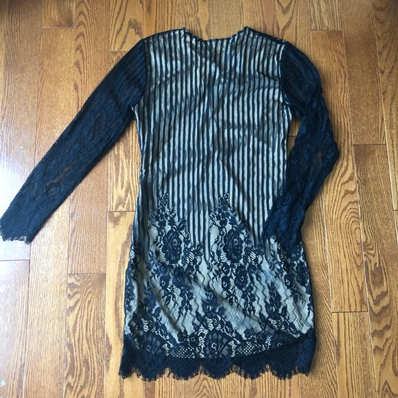 Black and Nude Lace Long Sleeve Dress - Picture 2 of 3